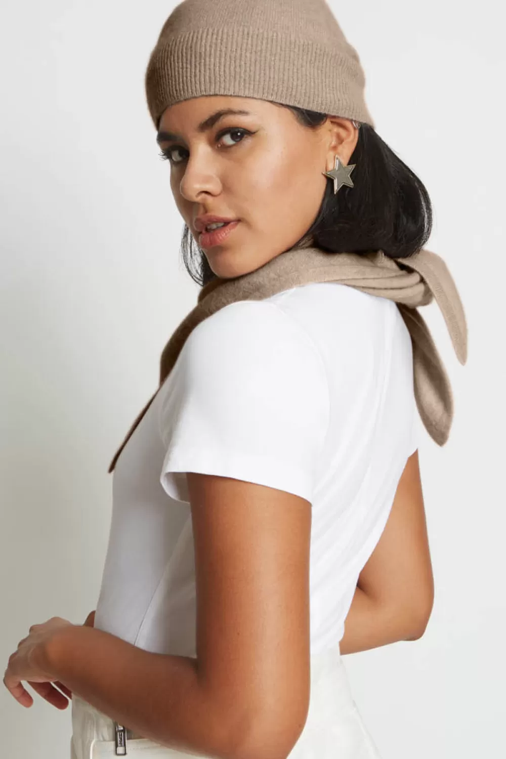 Woman Santicler Knitwear | Alby Cashmere Beanie Hat In Fawn