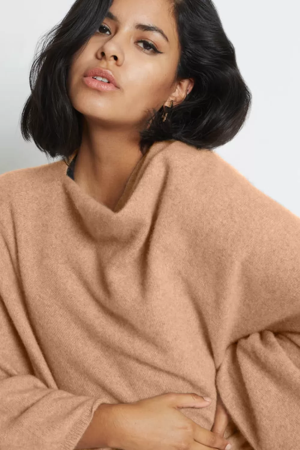 Woman Santicler Knitwear | Jenica Cashmere Poncho In Caramel