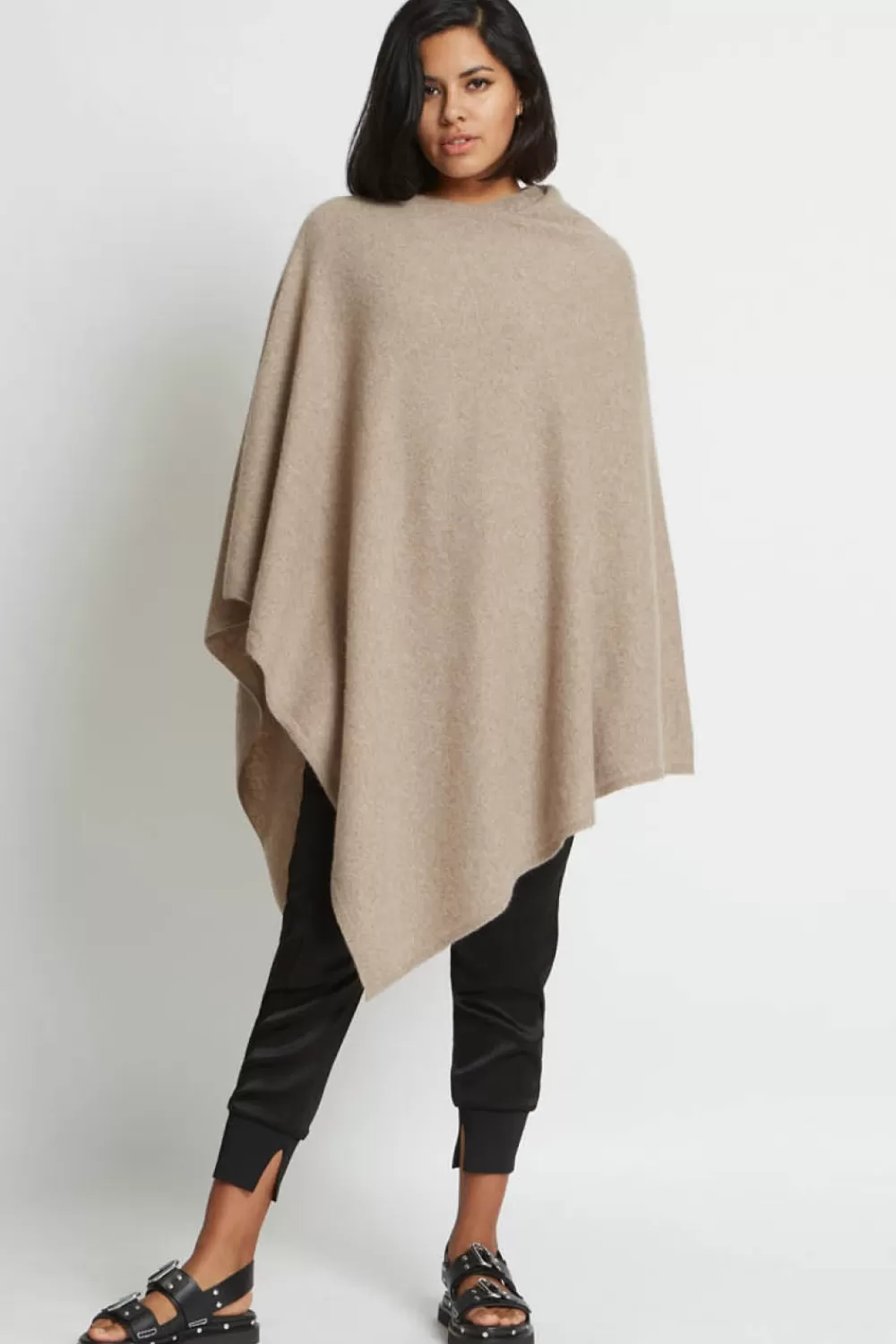 Woman Santicler Knitwear | Jenica Cashmere Poncho In Fawn