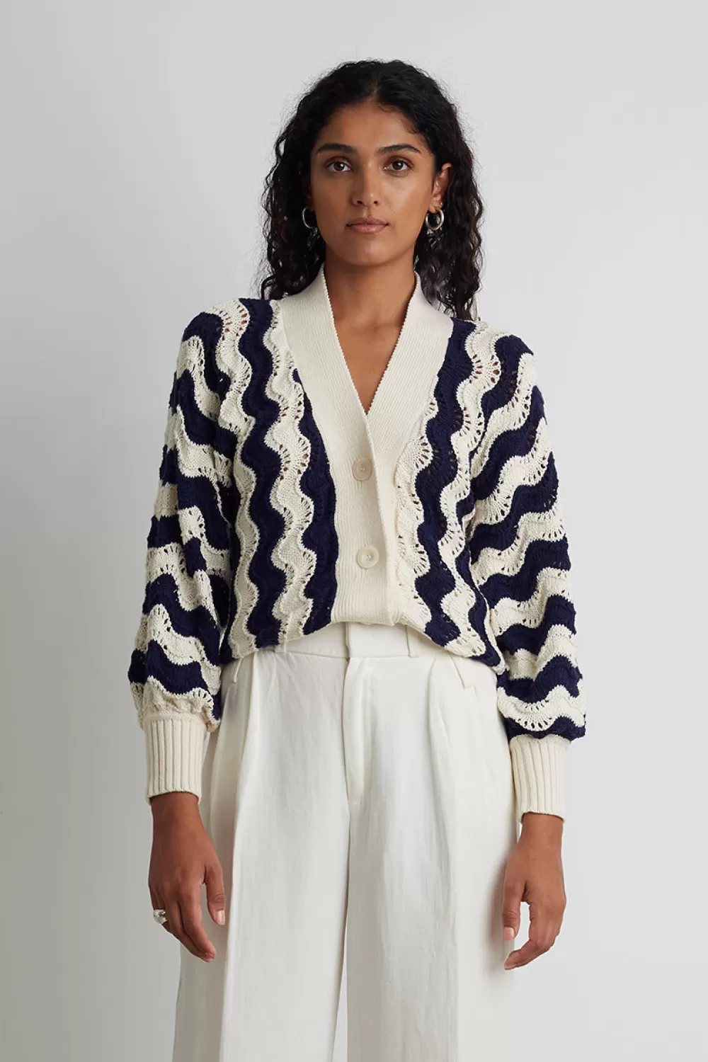 Woman Eleven Six Knitwear | Luna Cardi | Ivory & Navy