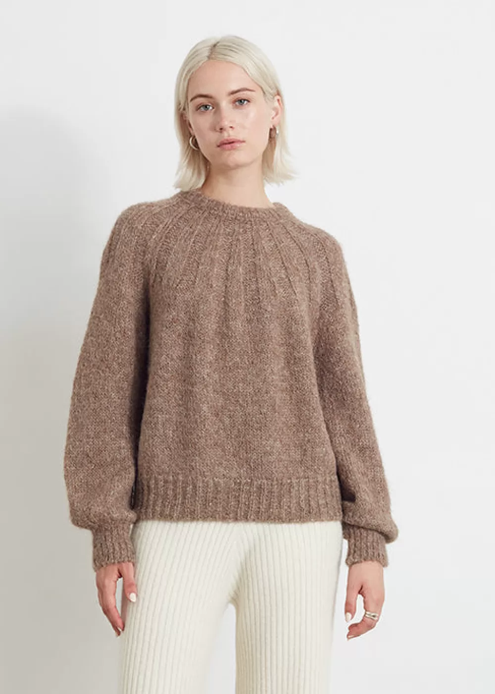 Woman Eleven Six Knitwear | Mila Sweater | Taupe