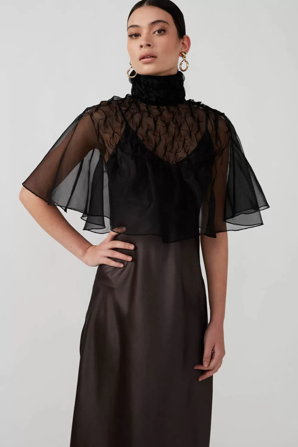 Woman Mastani Tops | Organza Cape In Noir