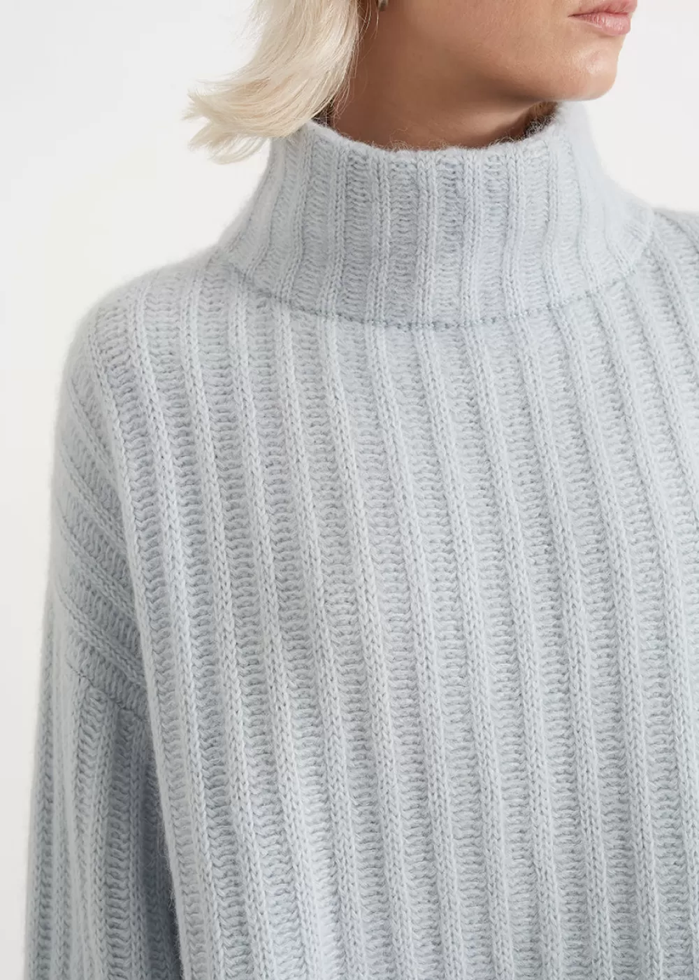 Woman Eleven Six Knitwear | Talia Sweater | Powder Blue
