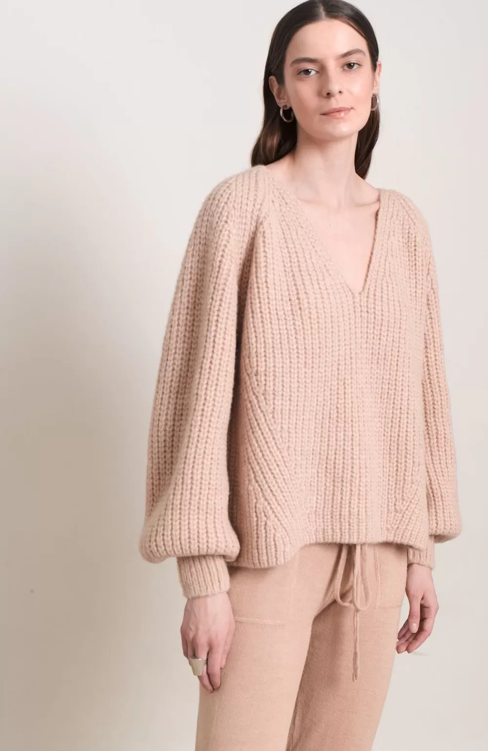Woman Eleven Six Knitwear | Tess Sweater In Pale Camel