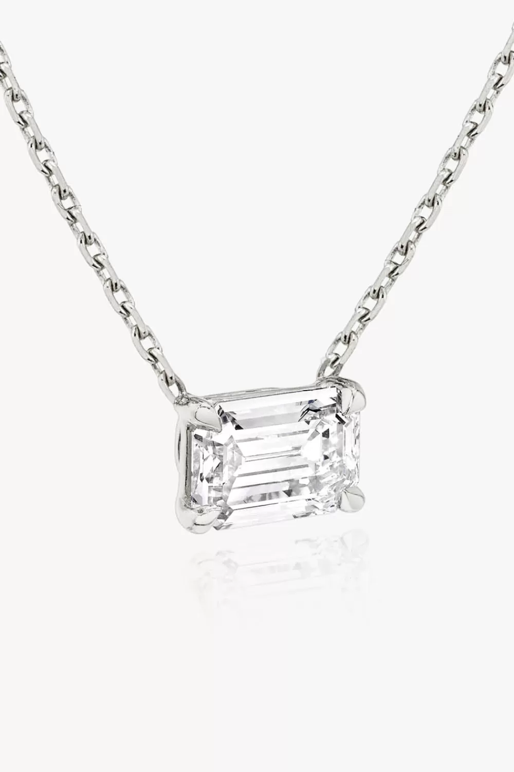 Woman Vrai Fine Jewelry | Solitaire Emerald Necklace In White Gold